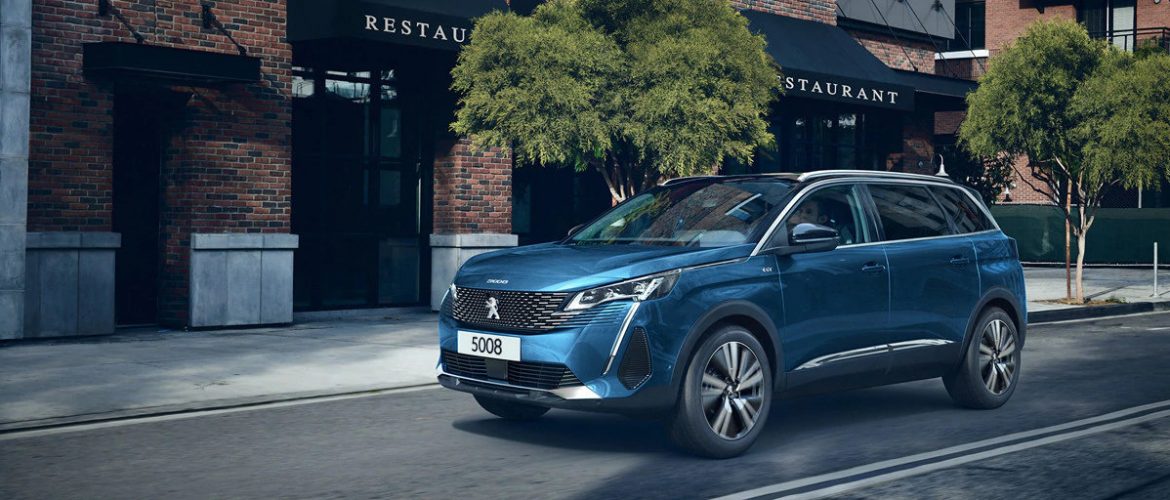 Entdecken Sie den neuen PEUGEOT 5008